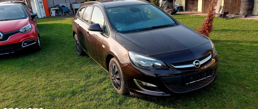 Opel Astra cena 28900 przebieg: 146000, rok produkcji 2013 z Zator małe 16